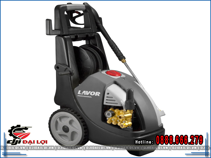 Cách chọn máy phun thuốc trừ sâu công nghiệp công suất lớn