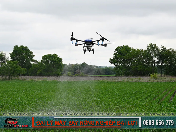 Kinh nghiệm sử dụng flycam xịt thuốc tiết kiệm chi phí