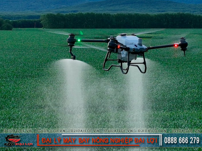 Hướng dẫn bay máy flycam phun thuốc an toàn, hiệu quả
