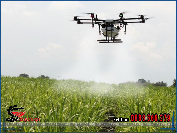 Ưu nhược điểm khi áp dụng công nghệ xịt thuốc bằng máy bay